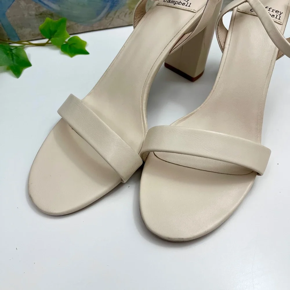 New JEFFREY CAMPBELL GO-THERE‎ BLOCK HEEL SANDAL in Ivory Size 9